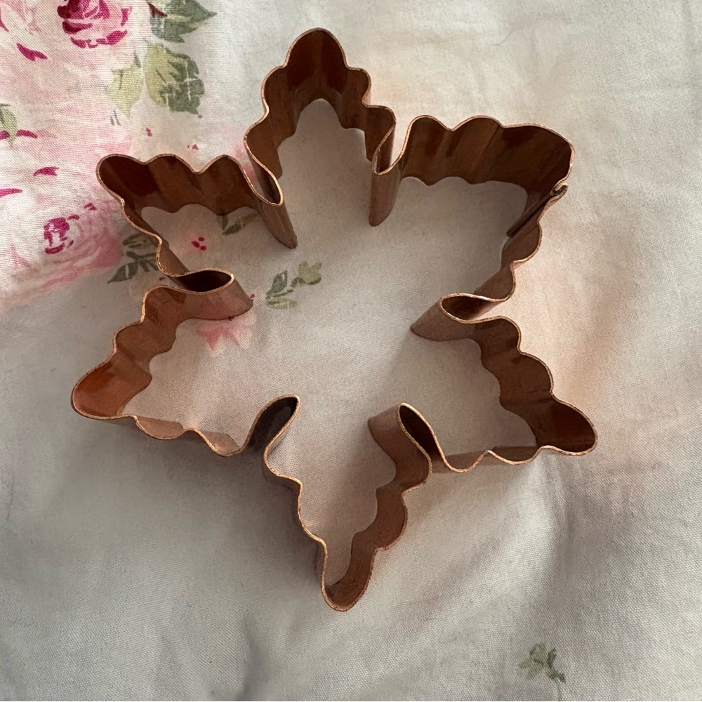 Christmas cookie cutters Lot 9 Large Vintage Heavyweight Copper Cookie Cutters - Picture 2 of 16